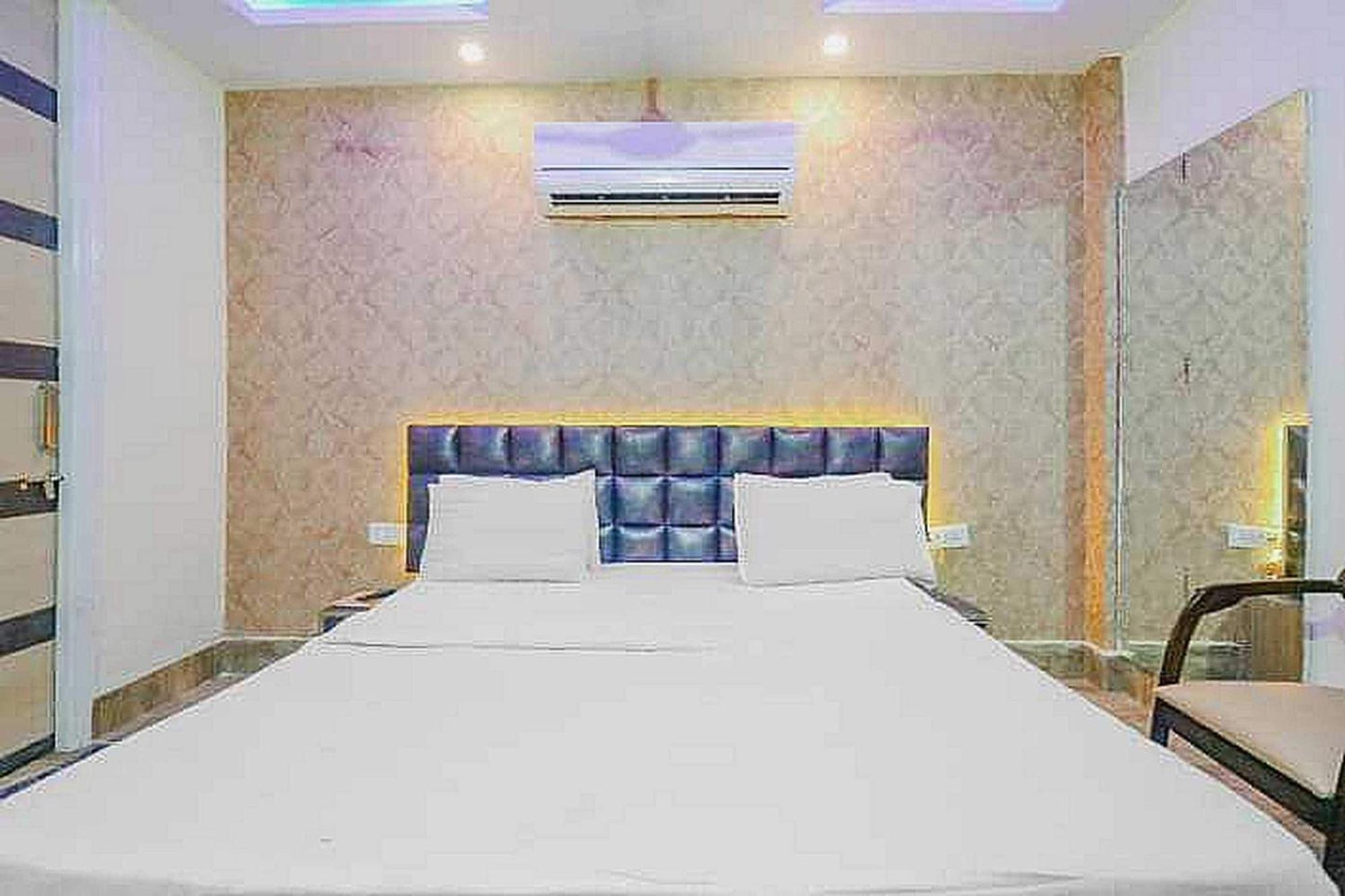 Super Hotel O Vivaan Residency Rohtak ภายนอก รูปภาพ
